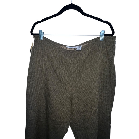 Liz Claiborne Set Textured Tan Blazer & Pants - Picture 14 of 16